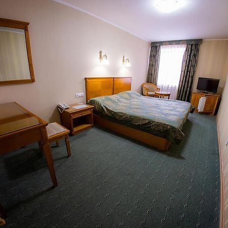 Hotel Edem Karagandy Extérieur photo