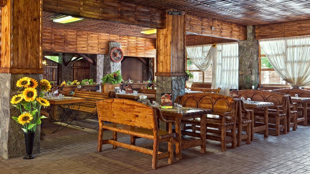 Hotel Edem Karagandy Extérieur photo