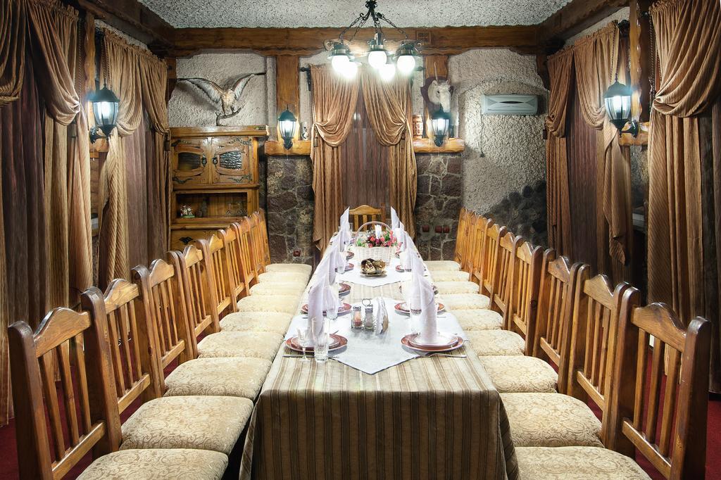 Hotel Edem Karagandy Extérieur photo