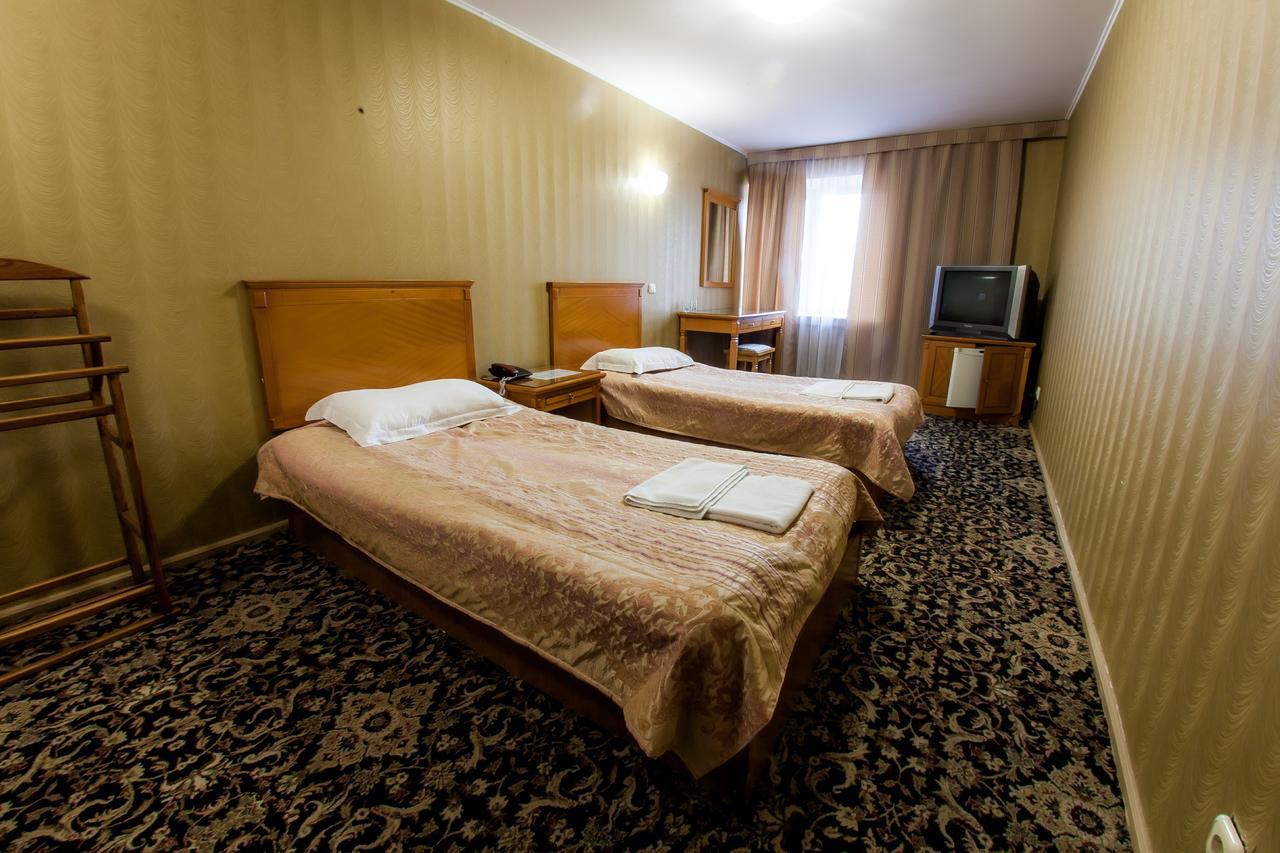 Hotel Edem Karagandy Extérieur photo