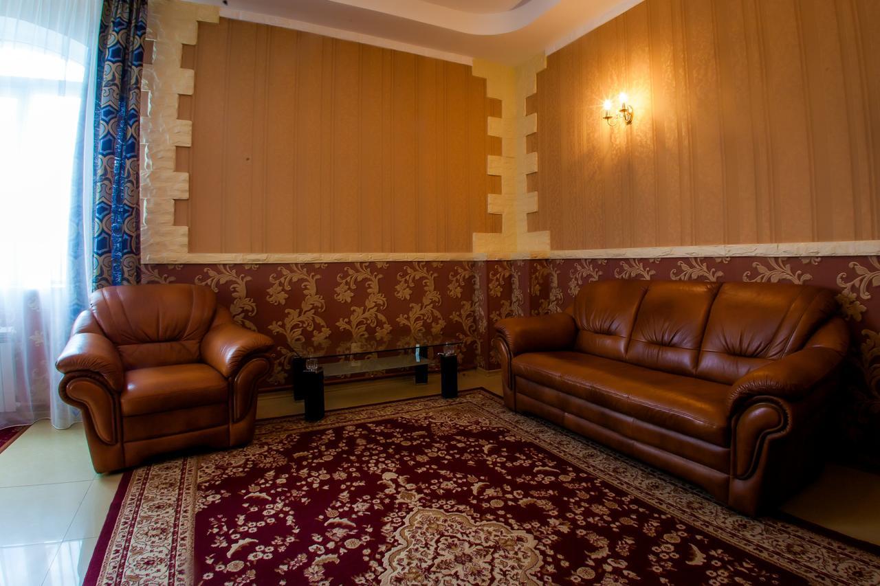 Hotel Edem Karagandy Extérieur photo