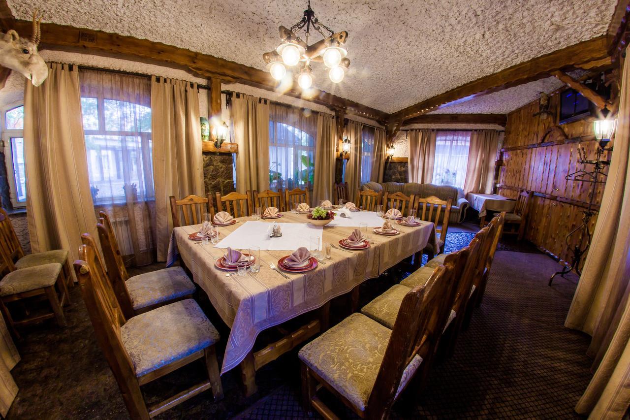 Hotel Edem Karagandy Extérieur photo