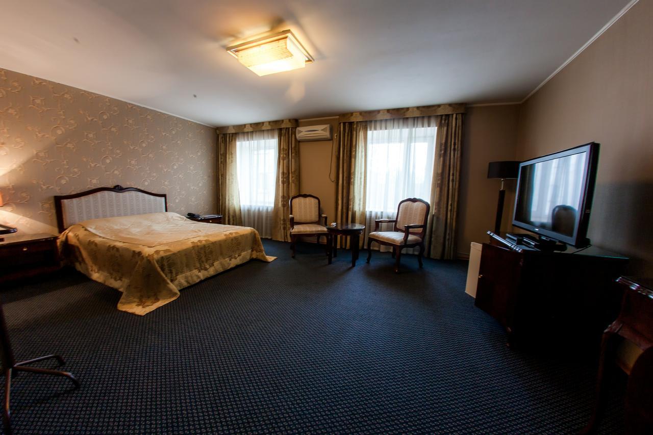 Hotel Edem Karagandy Extérieur photo