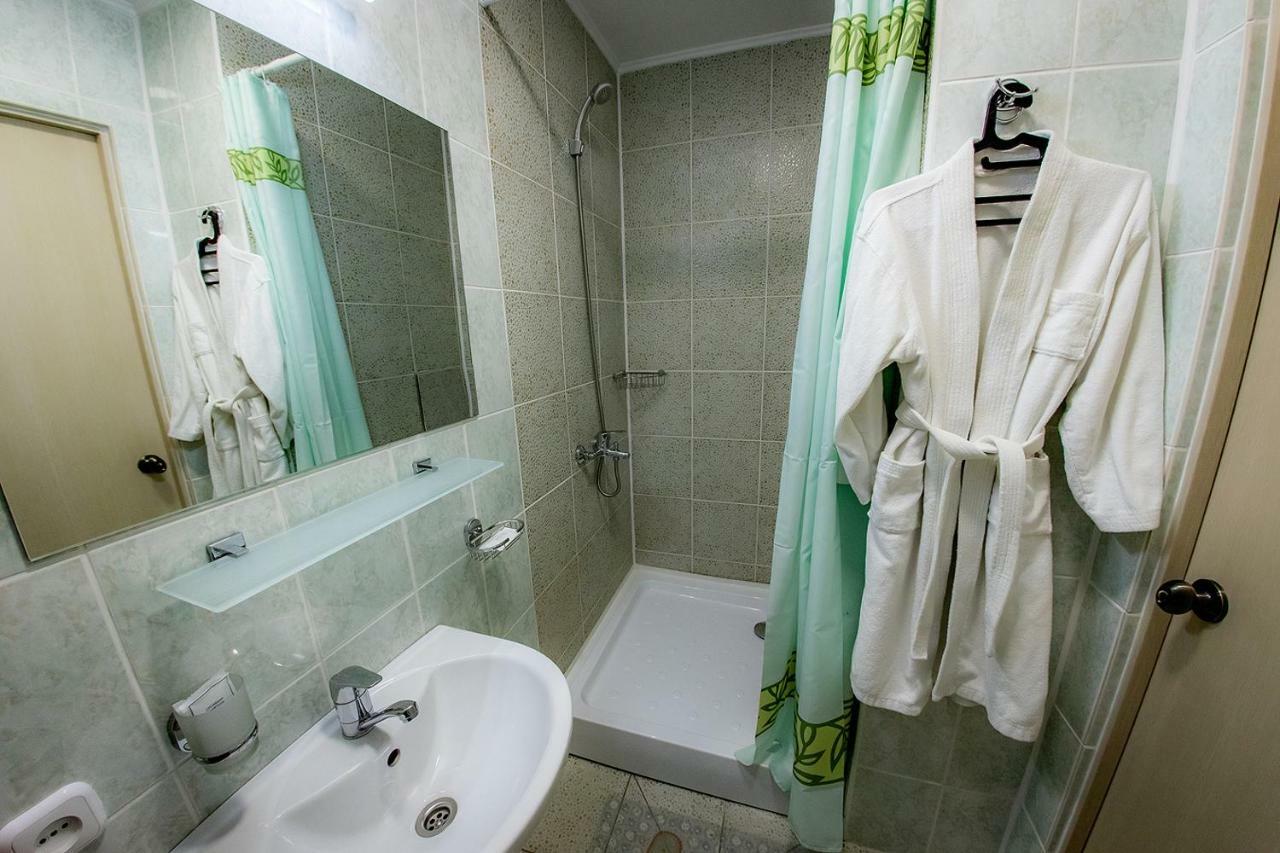 Hotel Edem Karagandy Extérieur photo